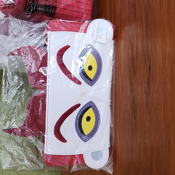 Loungefly Lock backpack - Picture 2 of 4